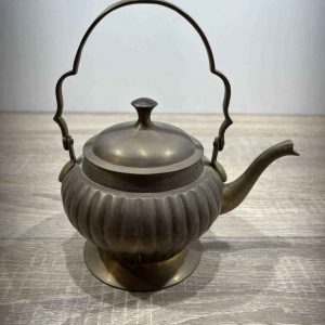 TETERA DE HIERRO FUNDIDO