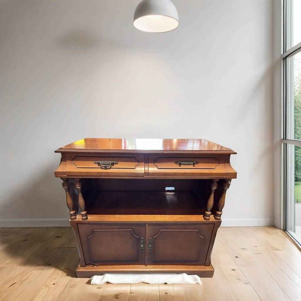 MUEBLE CLÁSICO DE TV