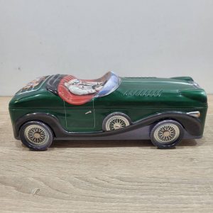 CAJA METÁLICA DE COCHE