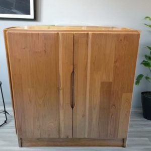 COMODA DE PINO DOS PUERTAS