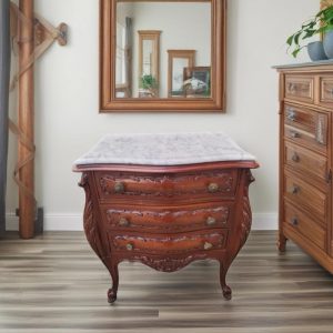 MESILLAS DE MADERA Y MARMOL