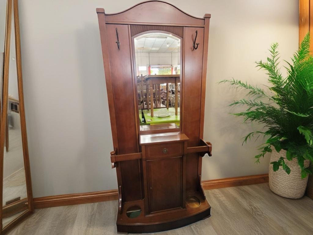 RECIBIDOR CON ESPEJO Y PARAGUERO