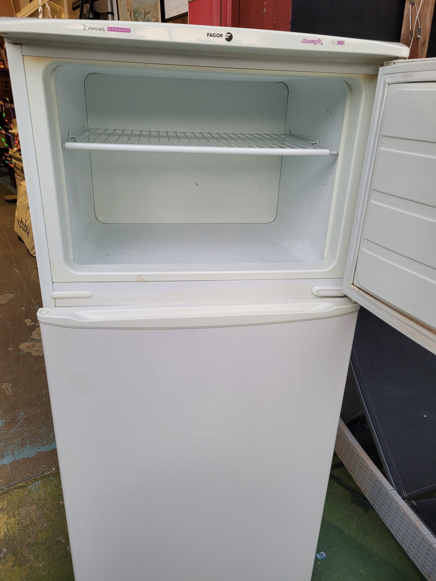 NEVERA FARGOR DOS PUERTAS - Imagen 3