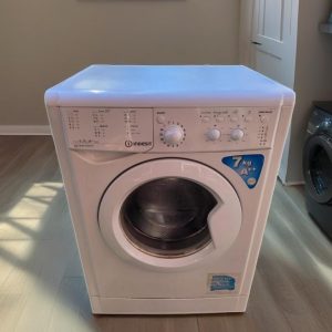 LAVADORA INDESIT / 7 KG