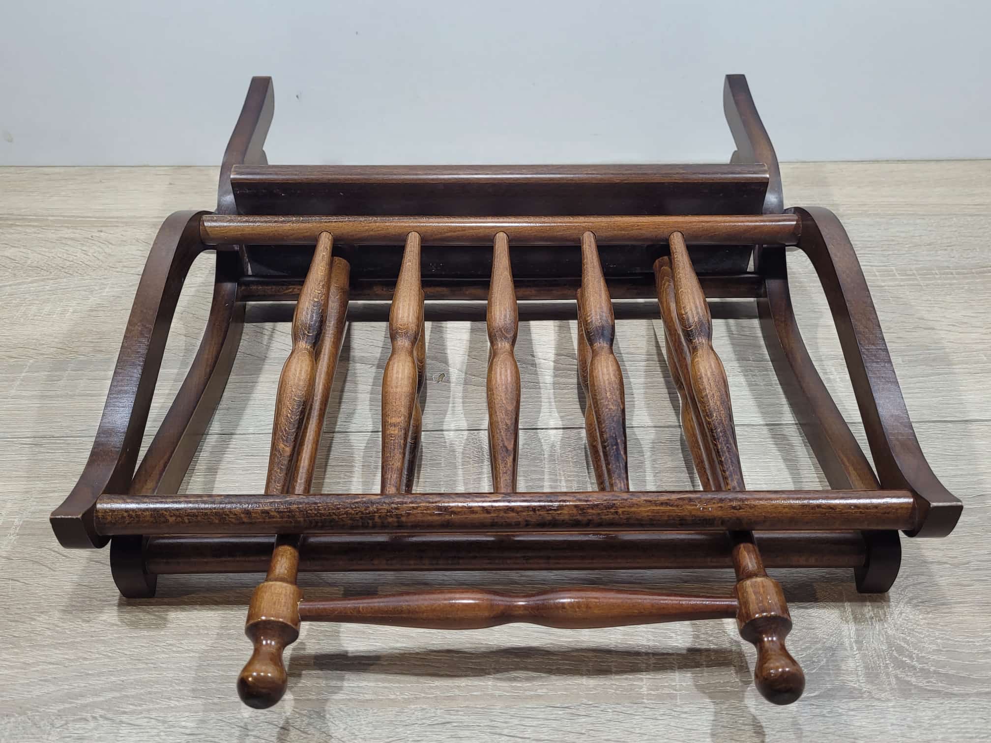 REVISTERO DE MADERA VINTAGE - Imagen 4