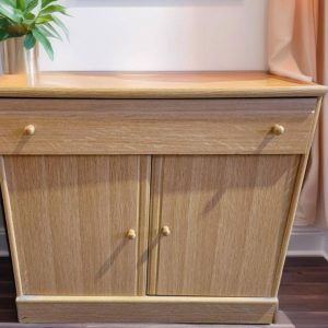 APARADOR DOS PUERTAS