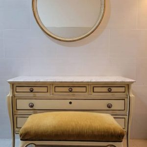 TOCADOR CON ESTILO CLÁSICO