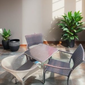 JUEGO DE MESA CON 3 SILLAS