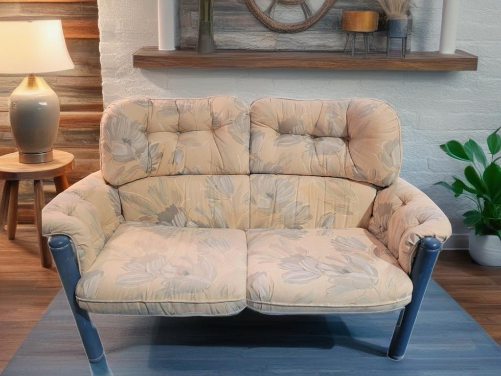 SOFÁ DOS PLAZAS ESTAMPADO FLORAL