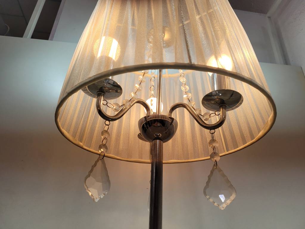 LÁMPARA CON CADENAS DE CRISTAL - Imagen 2