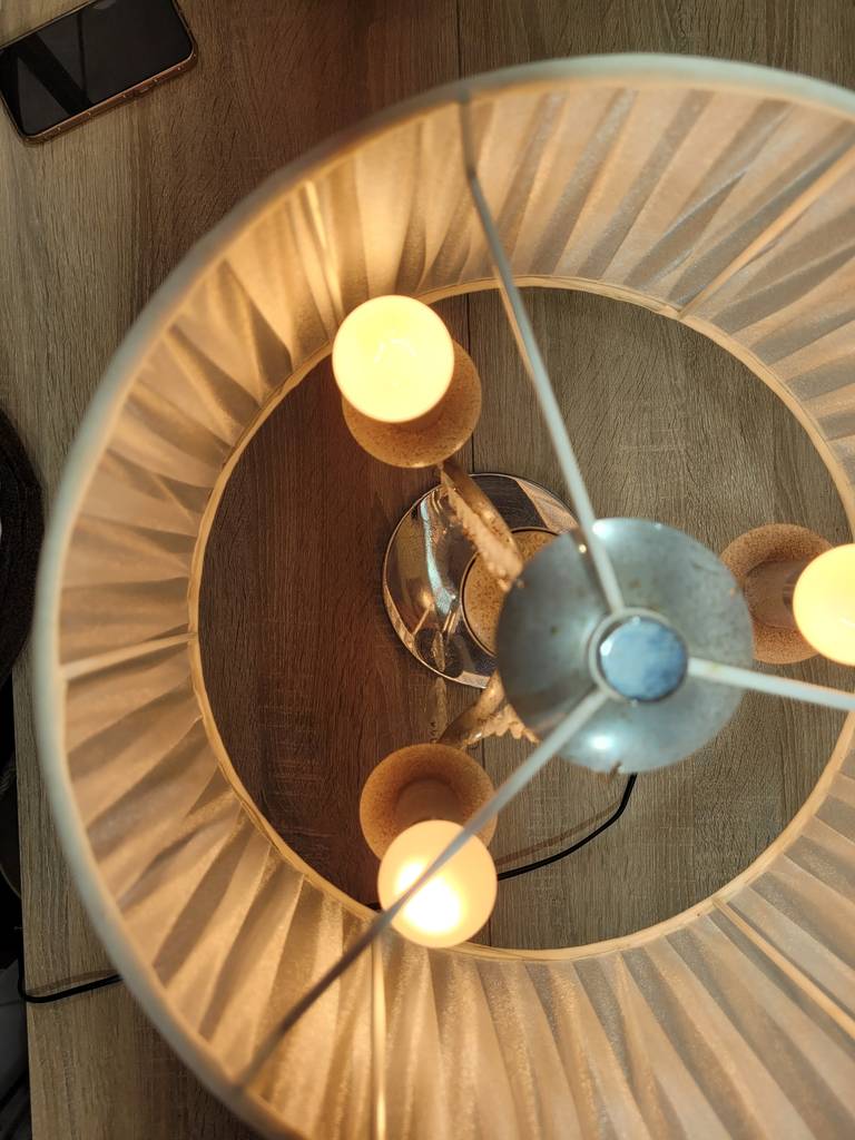 LÁMPARA CON CADENAS DE CRISTAL - Imagen 4