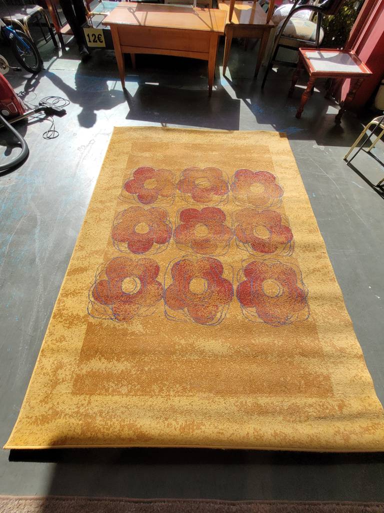 ALFOMBRA CON DISEÑO FLORAL - Imagen 2