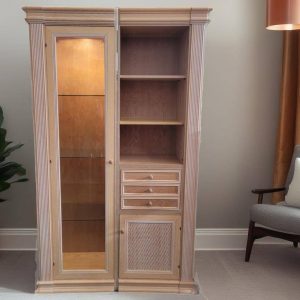 VITRINA/LIBRERÍA CON LUZ INTEGRADA