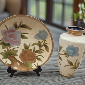 PLATO Y JARRON DECORATIVO ESMALTADOS