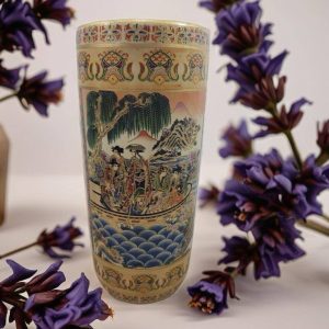 PARAGUERO DE PORCELANA ESTILO “Satsuma”