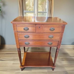 MUEBLE CUBERTERO / JOYERO