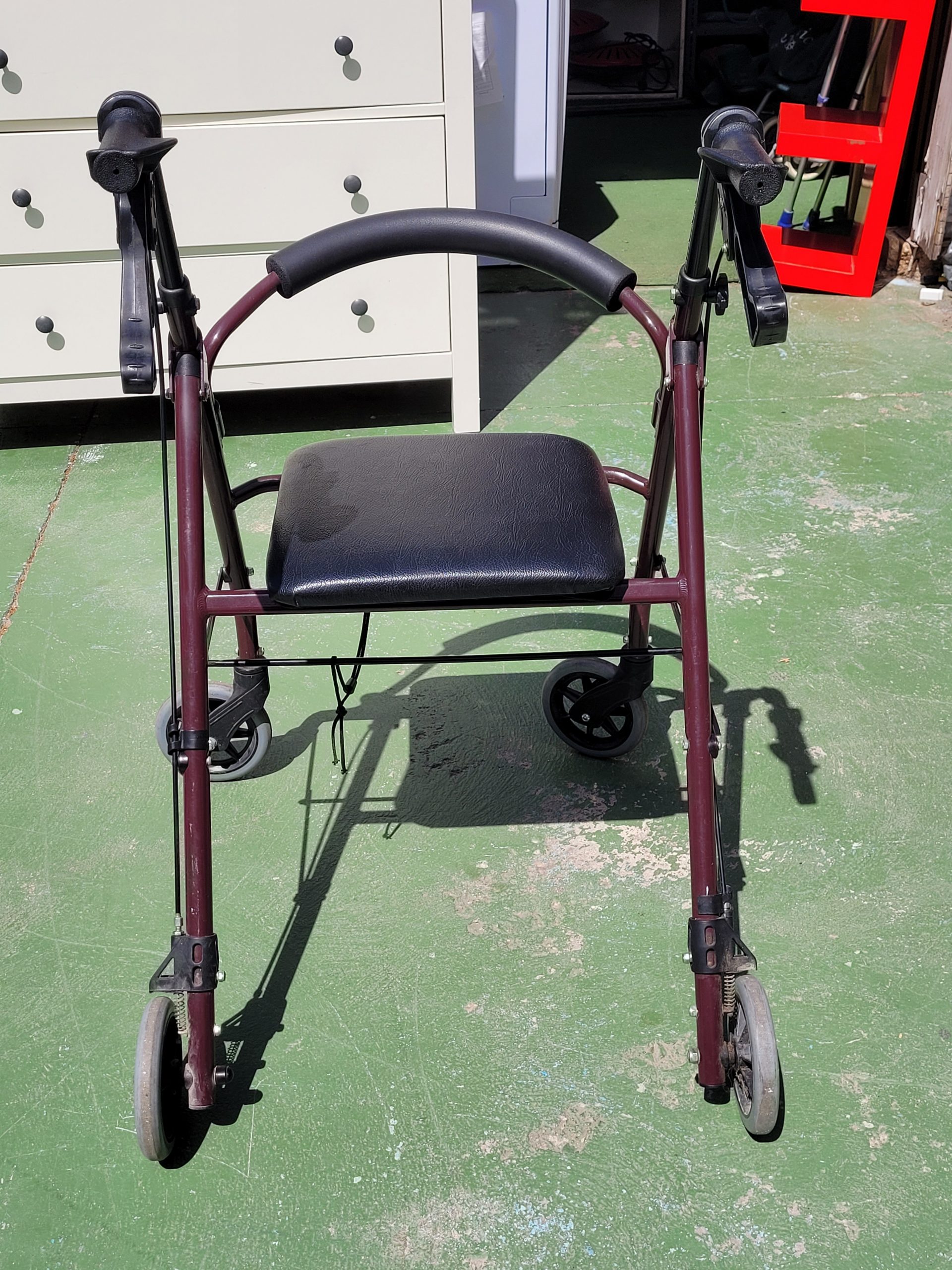 ANDADOR / 4 RUEDAS Y ASIENTO - Imagen 7