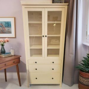 VITRINA HEMNES