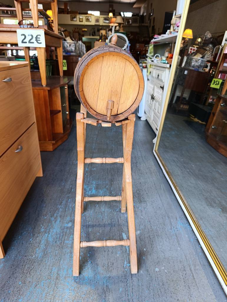 BARRIL DE VINO CON SOPORTE - Imagen 2