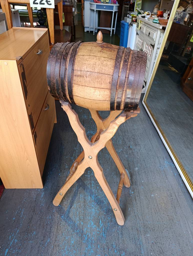 BARRIL DE VINO CON SOPORTE - Imagen 5