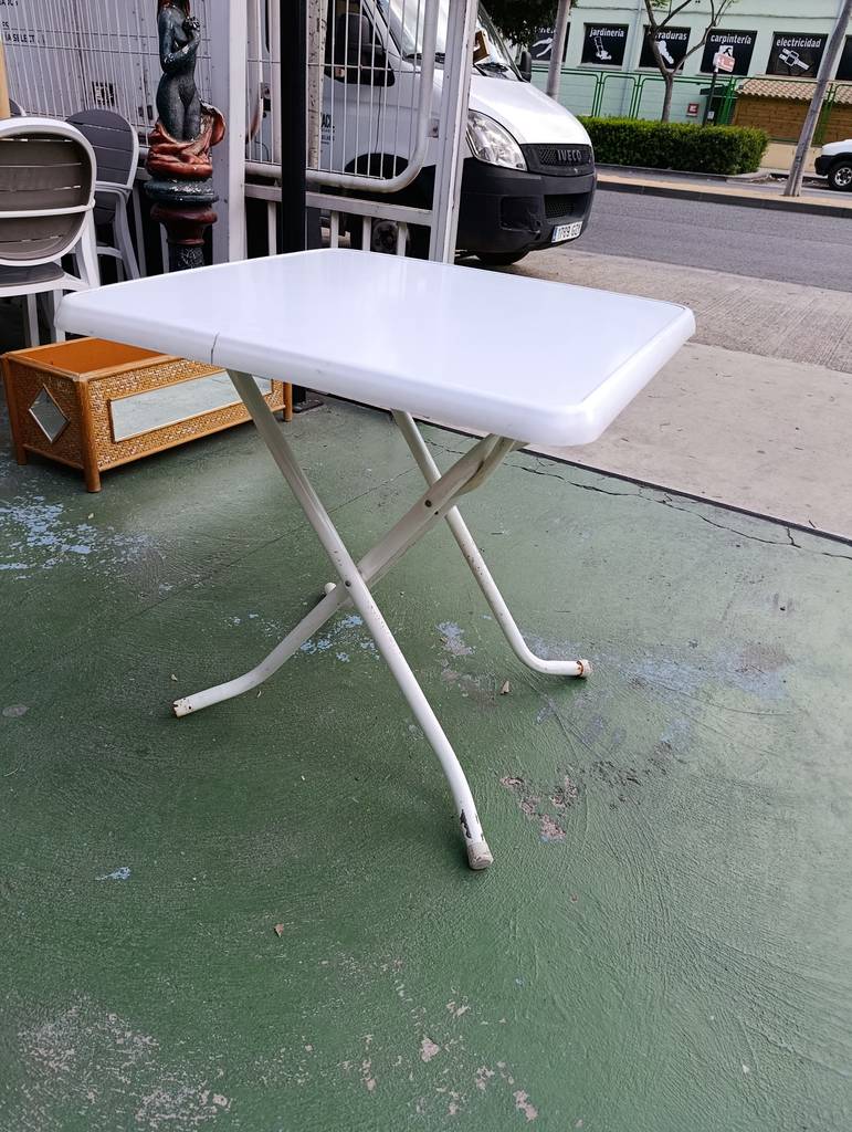 MESA AUXILIAR BLANCA PLEGABLE - Imagen 3