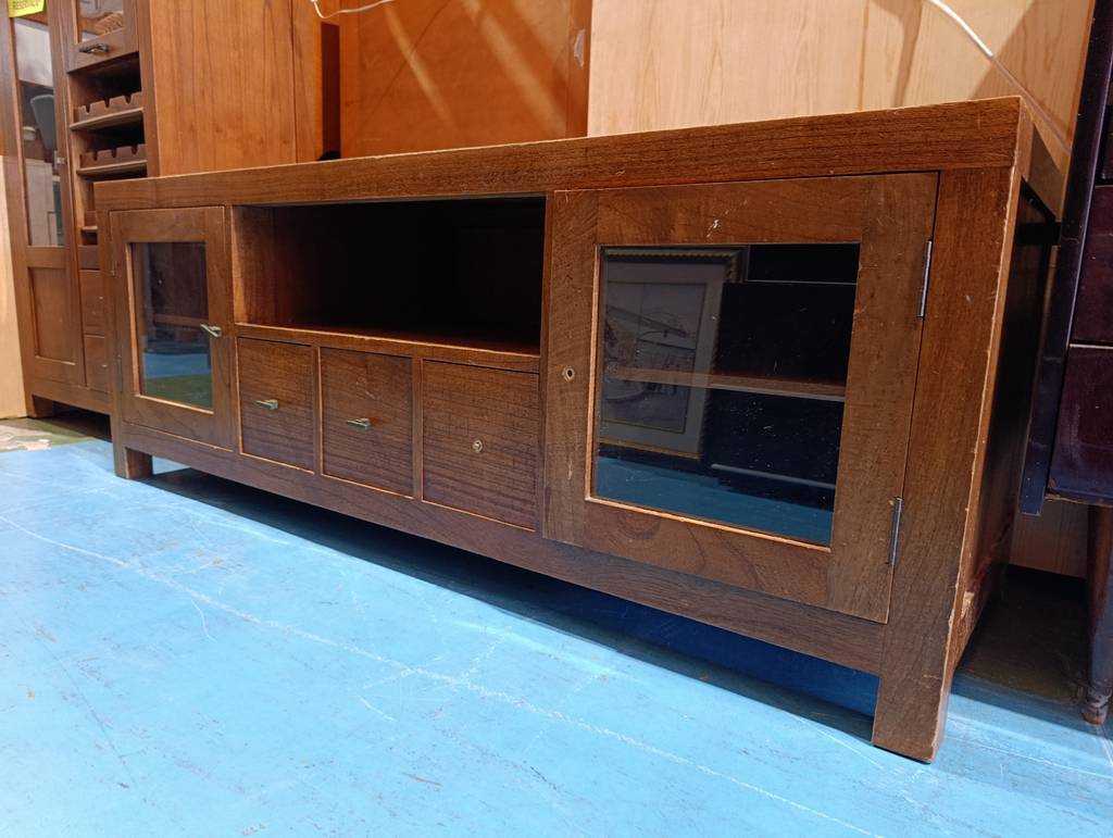 MUEBLE TV BAJO ESTILO COLONIAL - Imagen 3