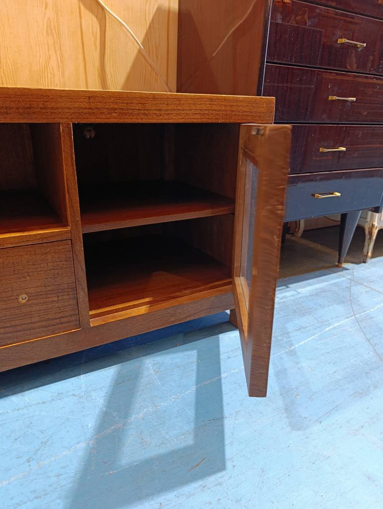 MUEBLE TV BAJO ESTILO COLONIAL - Imagen 7