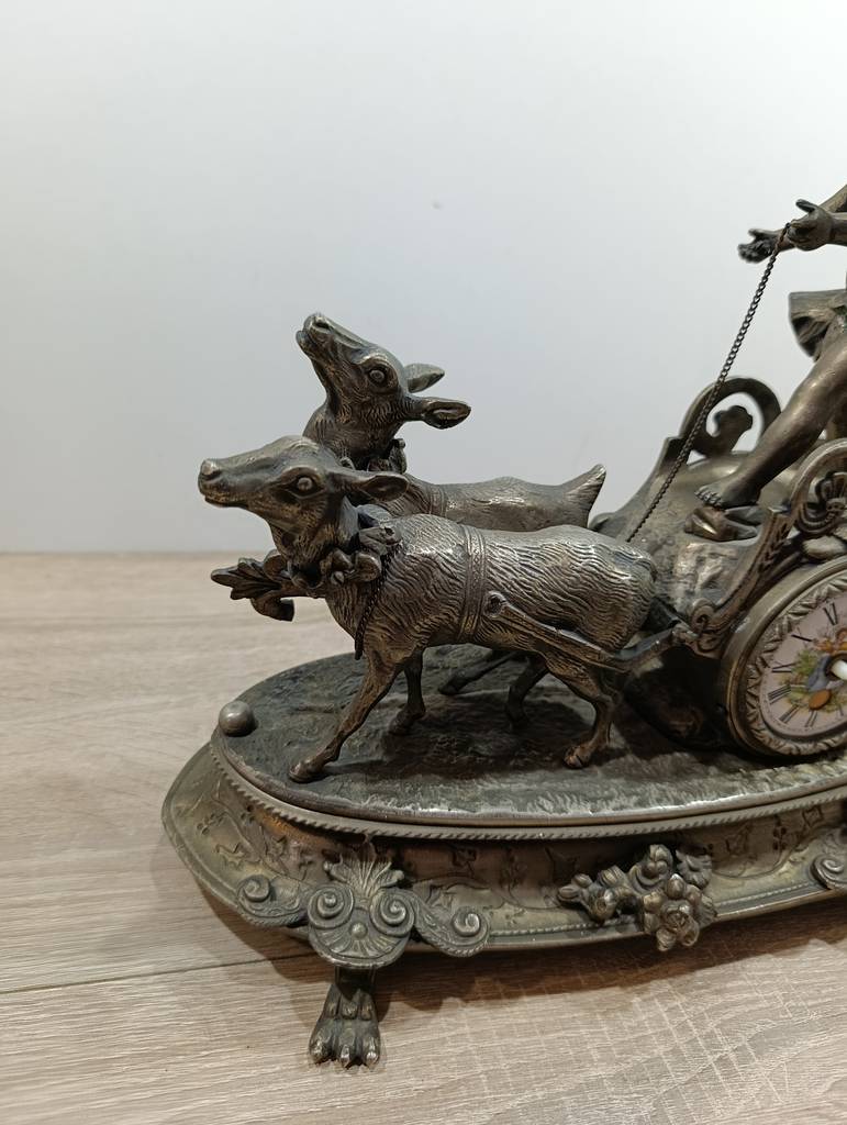 RELOJ SOBREMESA CARRUAJE QUERUBÍN Y CIERVOS - Imagen 5