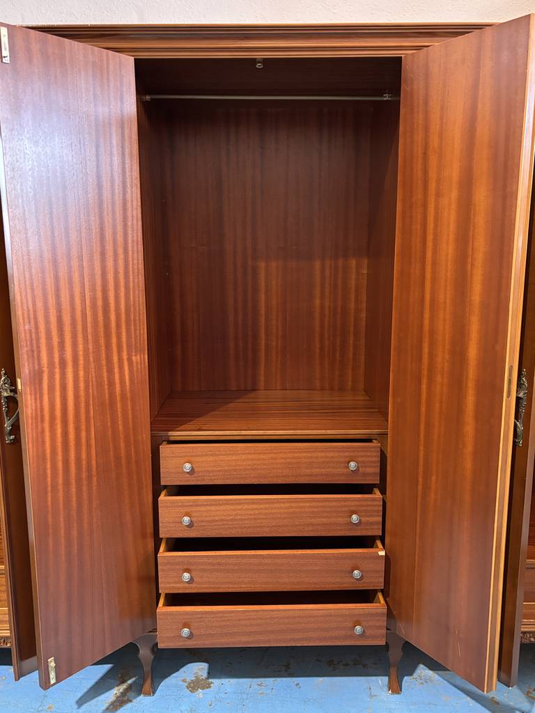 ARMARIO CLÁSICO MADERA MACIZA - Imagen 3