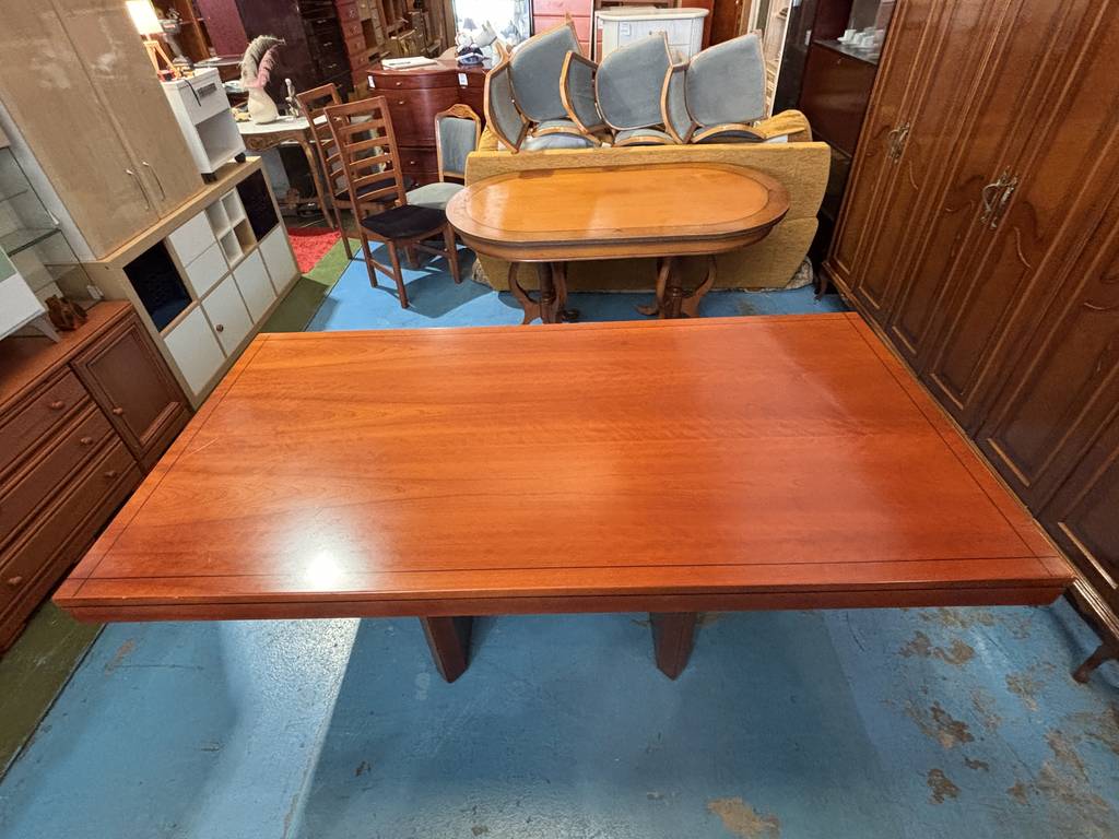 COMEDOR IMPERIAL CON 8 SILLAS - Imagen 3