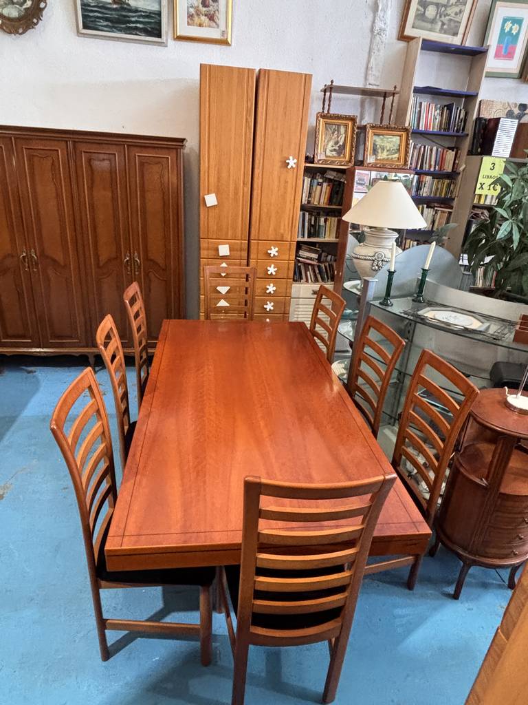 COMEDOR IMPERIAL CON 8 SILLAS - Imagen 2