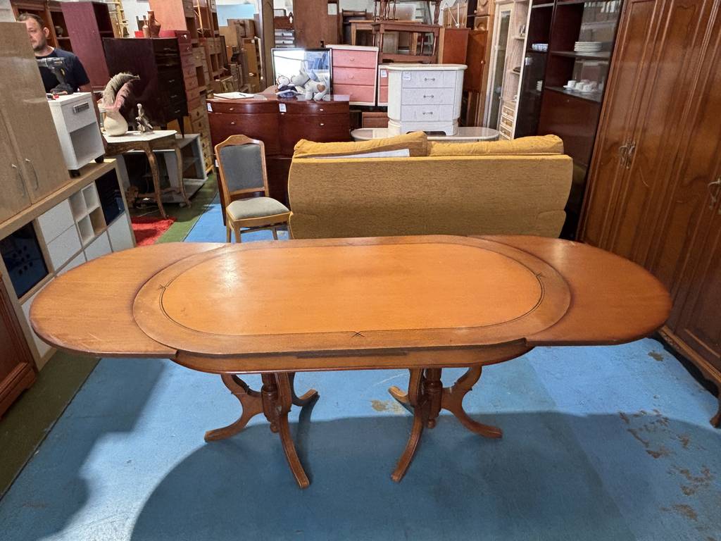 COMEDOR EXTENSIBLE CON 7 SILLAS - Imagen 3