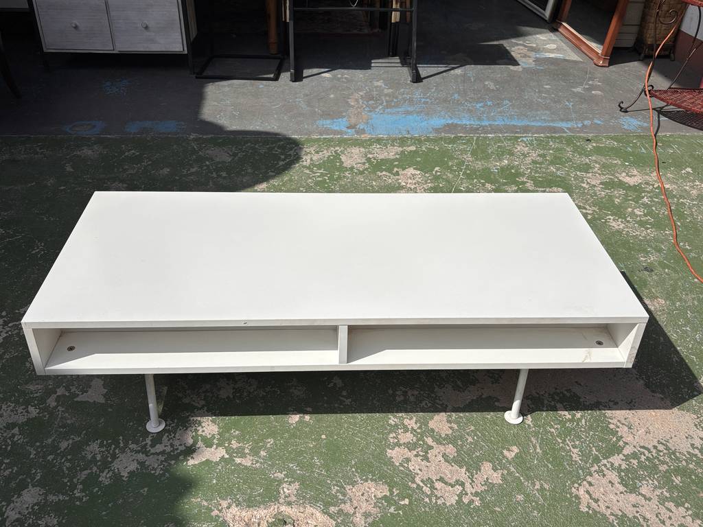 MESA DE CENTRO MINIMALISTA - Imagen 3
