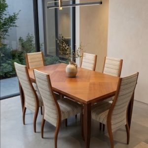 COMEDOR MADERA CON 6 SILLAS A JUEGO