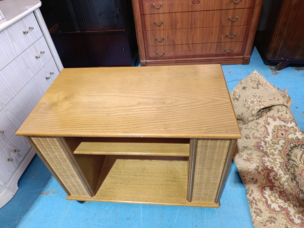 MUEBLE TV / MUEBLE AUXILIAR RETRO - Imagen 3