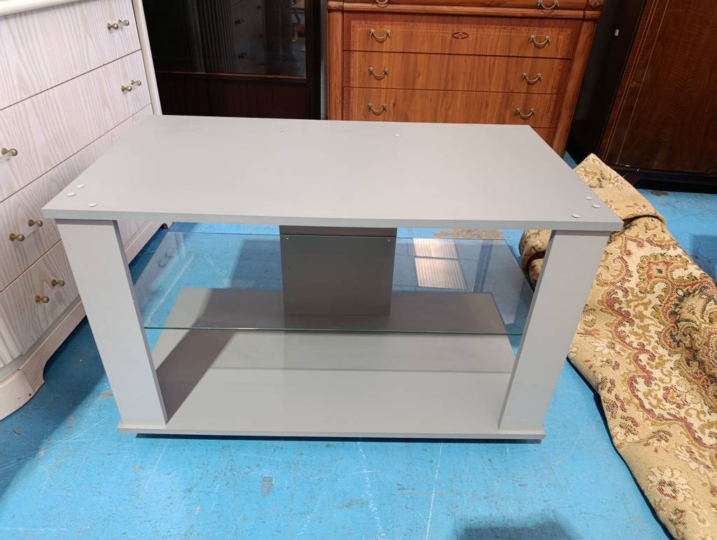 MUEBLE DE TV GRIS CON RUEDAS - Imagen 3