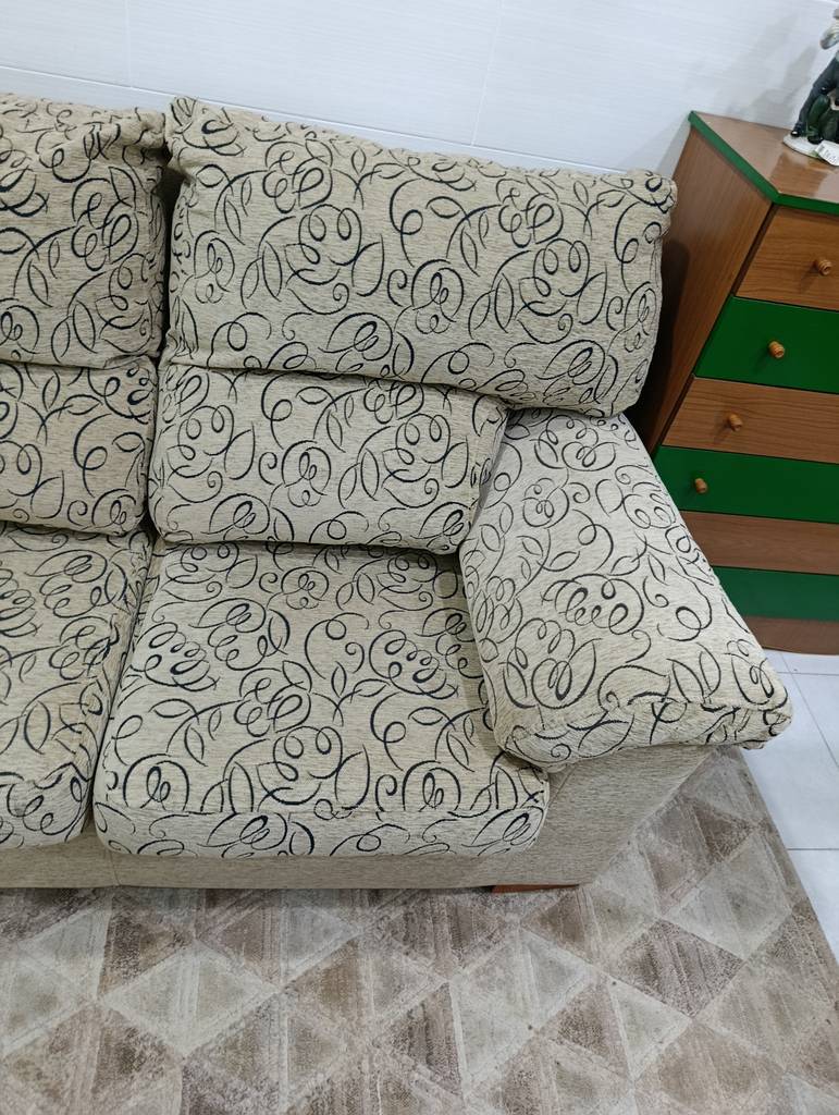SOFÁ 2 PLAZAS MODERNO BEIGE - Imagen 4