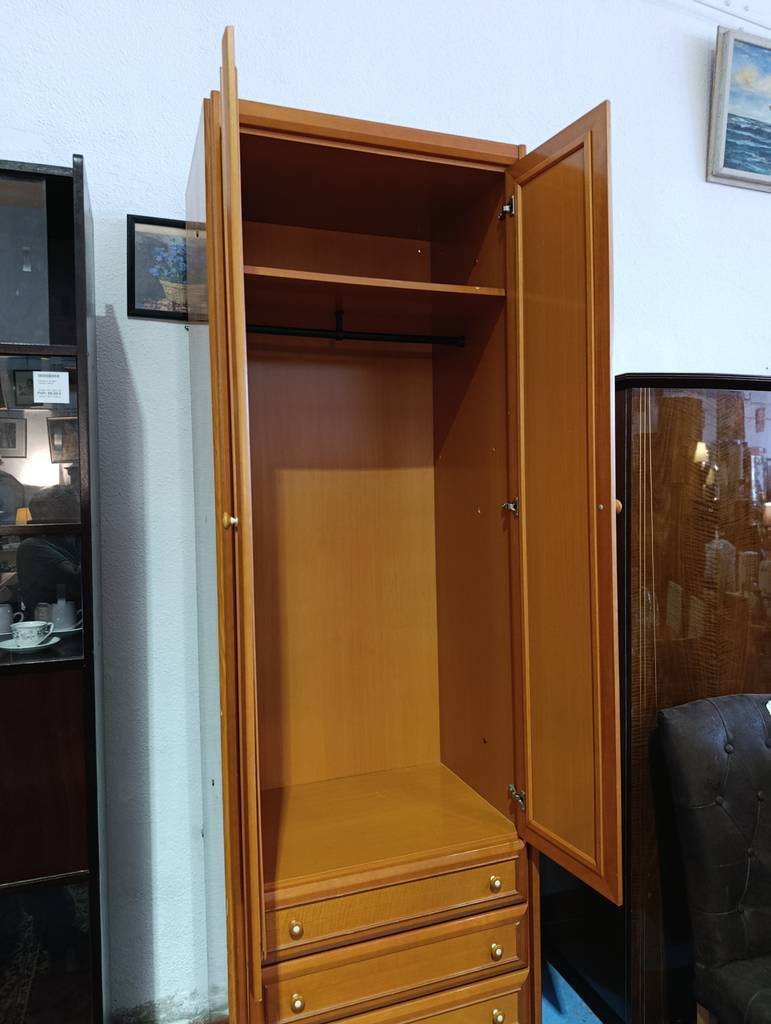 ARMARIO ROPERO DE MADERA Y CAJONERA - Imagen 3