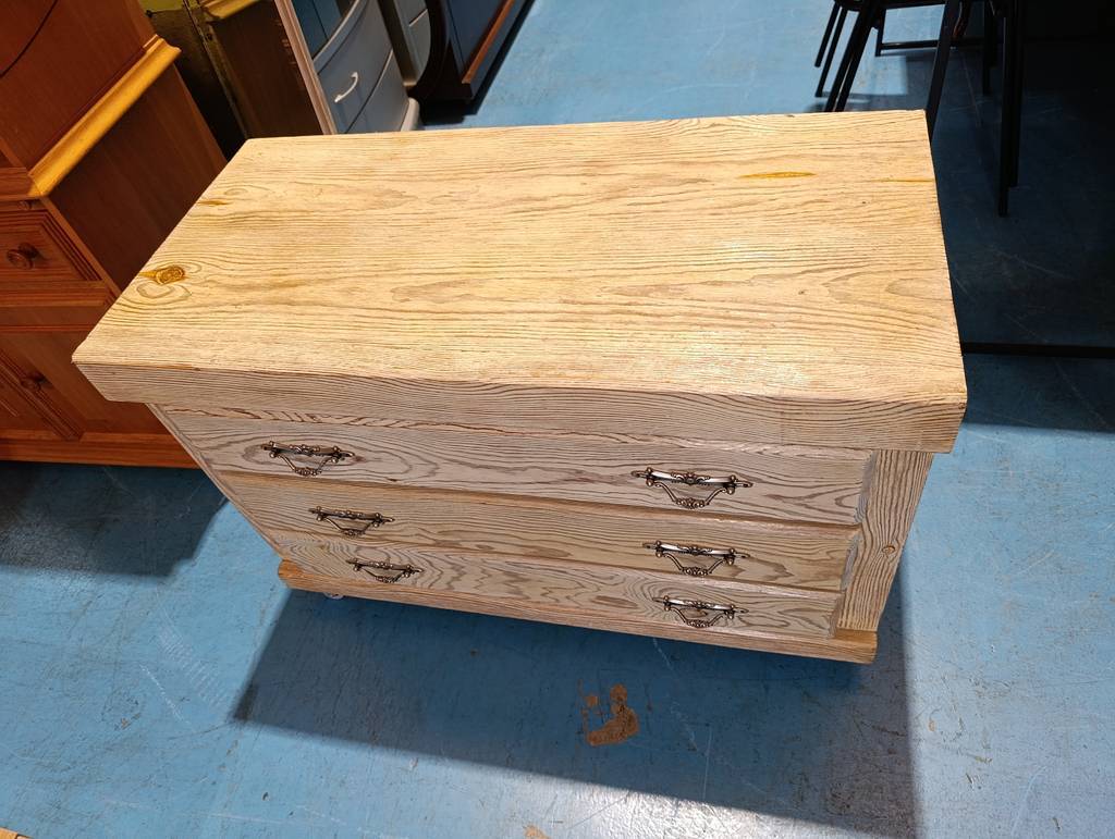 CÓMODA / CAJONERA CON RUEDAS - Imagen 3