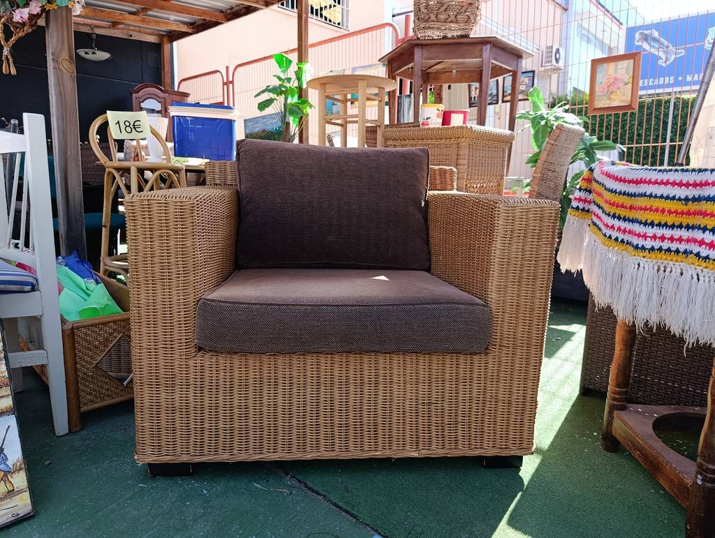 SILLÓN DE RATÁN Y MIMBRE CON COJINES - Imagen 2