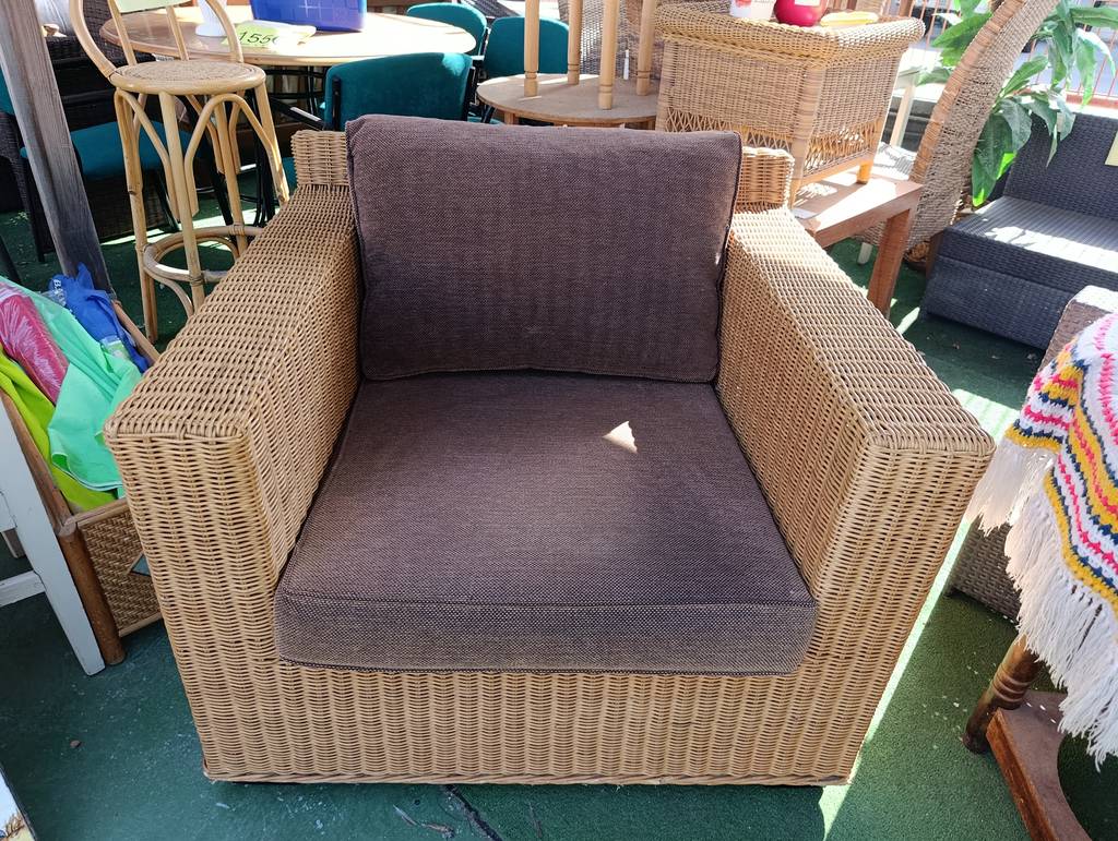 SILLÓN DE RATÁN Y MIMBRE CON COJINES - Imagen 3