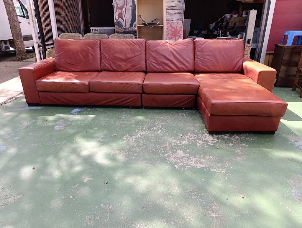 SOFÁ CHAISE LONGUE MODULAR DE PIEL ROJIZO - Imagen 2
