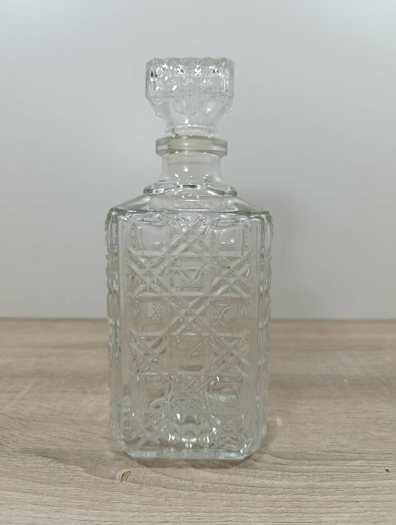 BOTELLA LICORERA CRISTAL TALLADO CUADRADA - Imagen 2