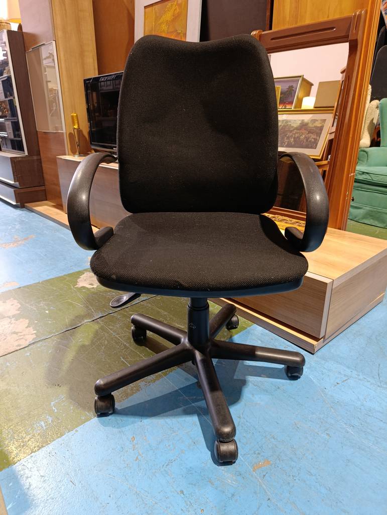 SILLA DE OFICINA ERGONÓMICA NEGRA - Imagen 2