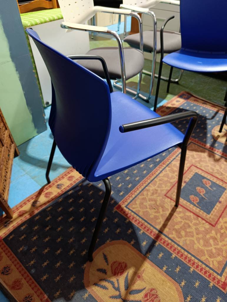 SILLA DE OFICINA FIJA AZUL - Imagen 4