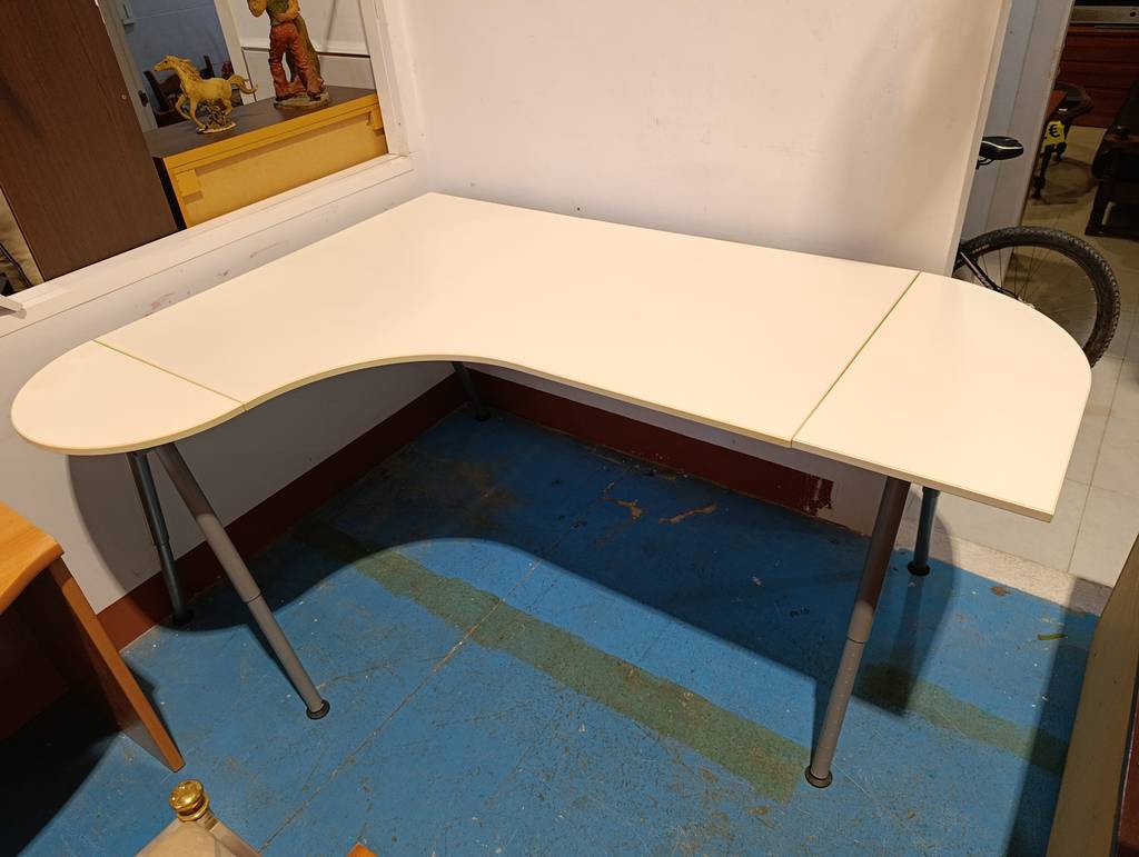 ESCRITORIO ESQUINERO BLANCO IKEA - Imagen 3