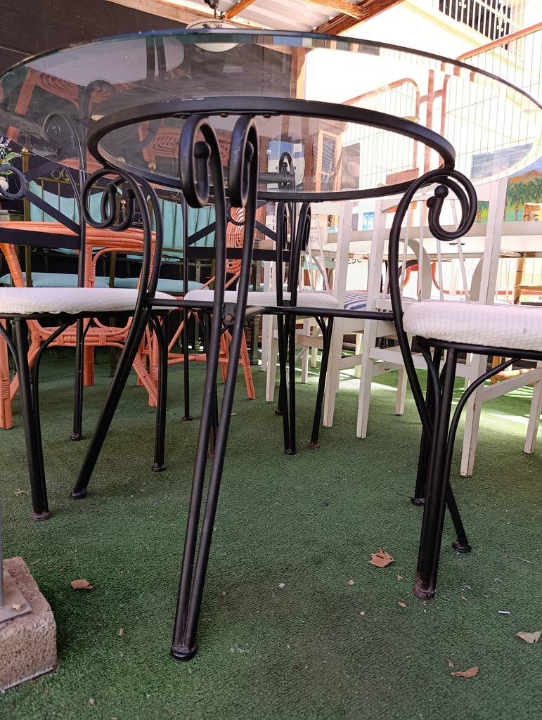 CONJUNTO DE MESA CRISTAL Y 4 SILLAS FORJA - Imagen 8