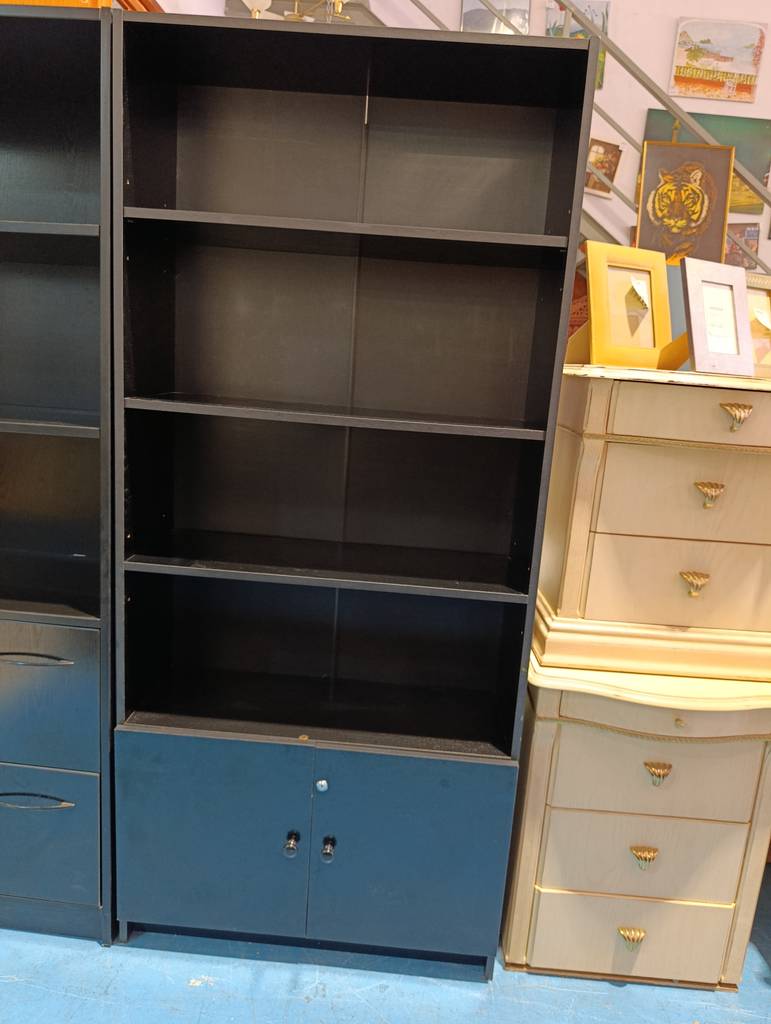 MUEBLE ESTANTERIA CON ARMARIO INFERIOR - Imagen 2