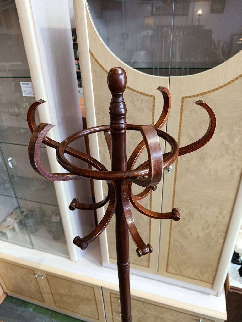 PERCHERO DE PIE CLÁSICO ESTILO THONET - Imagen 3