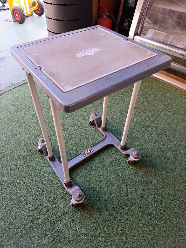 MESA AUXILIAR VINTAGE INVOLCA - Imagen 3